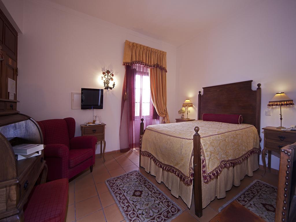 Betica Hotel Rural Pias  Ngoại thất bức ảnh