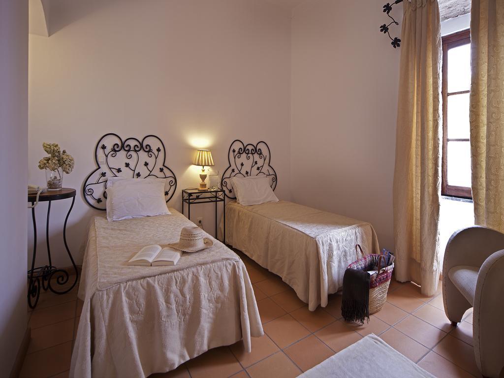 Betica Hotel Rural Pias  Ngoại thất bức ảnh